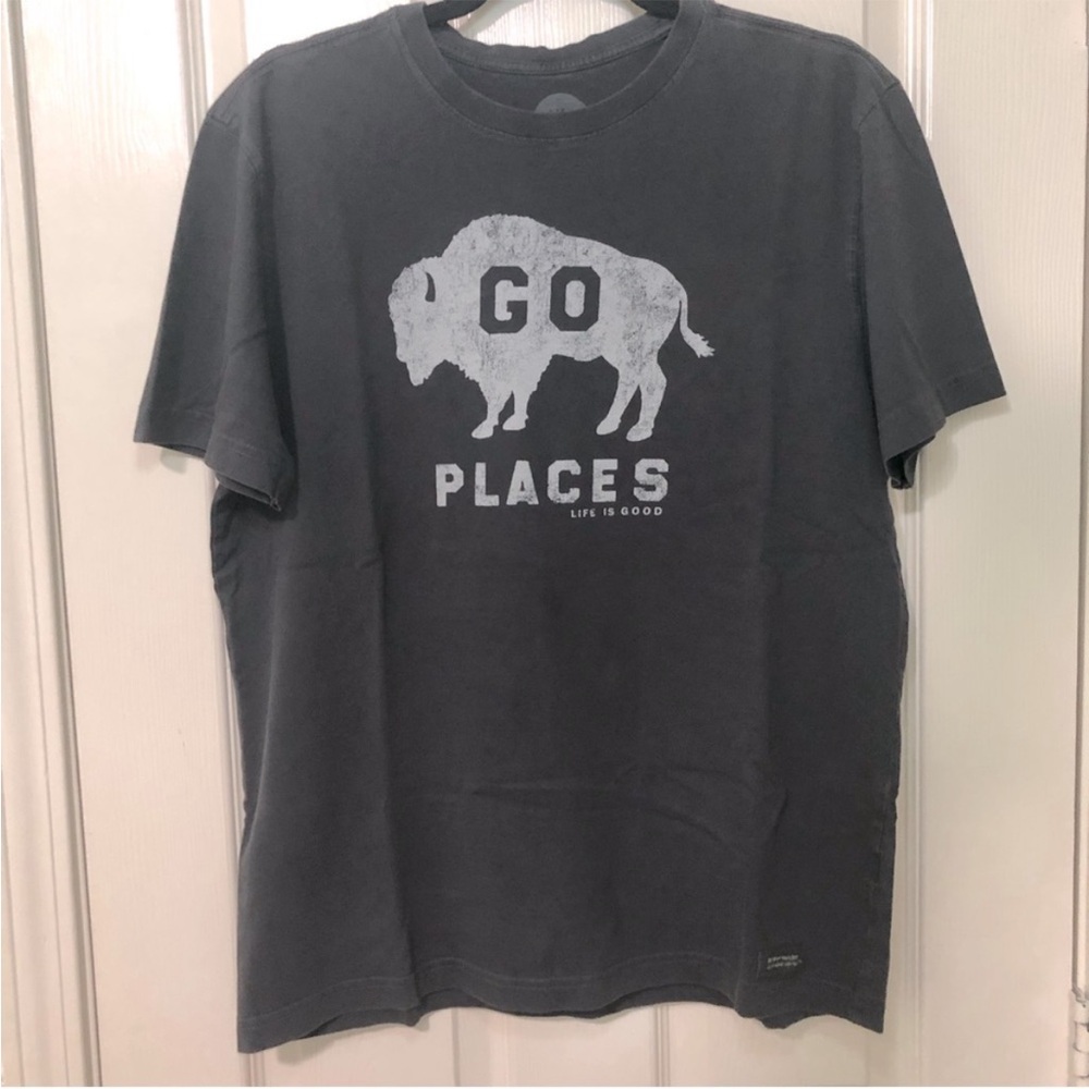 Life Is Good Go Places Buffalo Graphic T Shirt Charcoal Asphalt Washed Gray XL